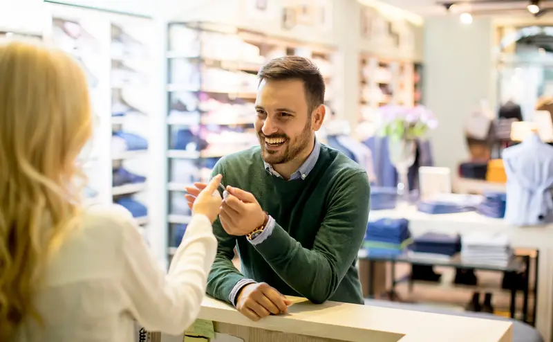 AI Reshaping Retail in 2025: Building Personalized Experiences and Streamlining Operations
